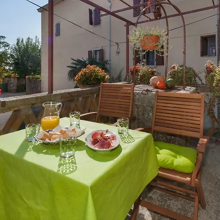 Apartament Rural Carolina